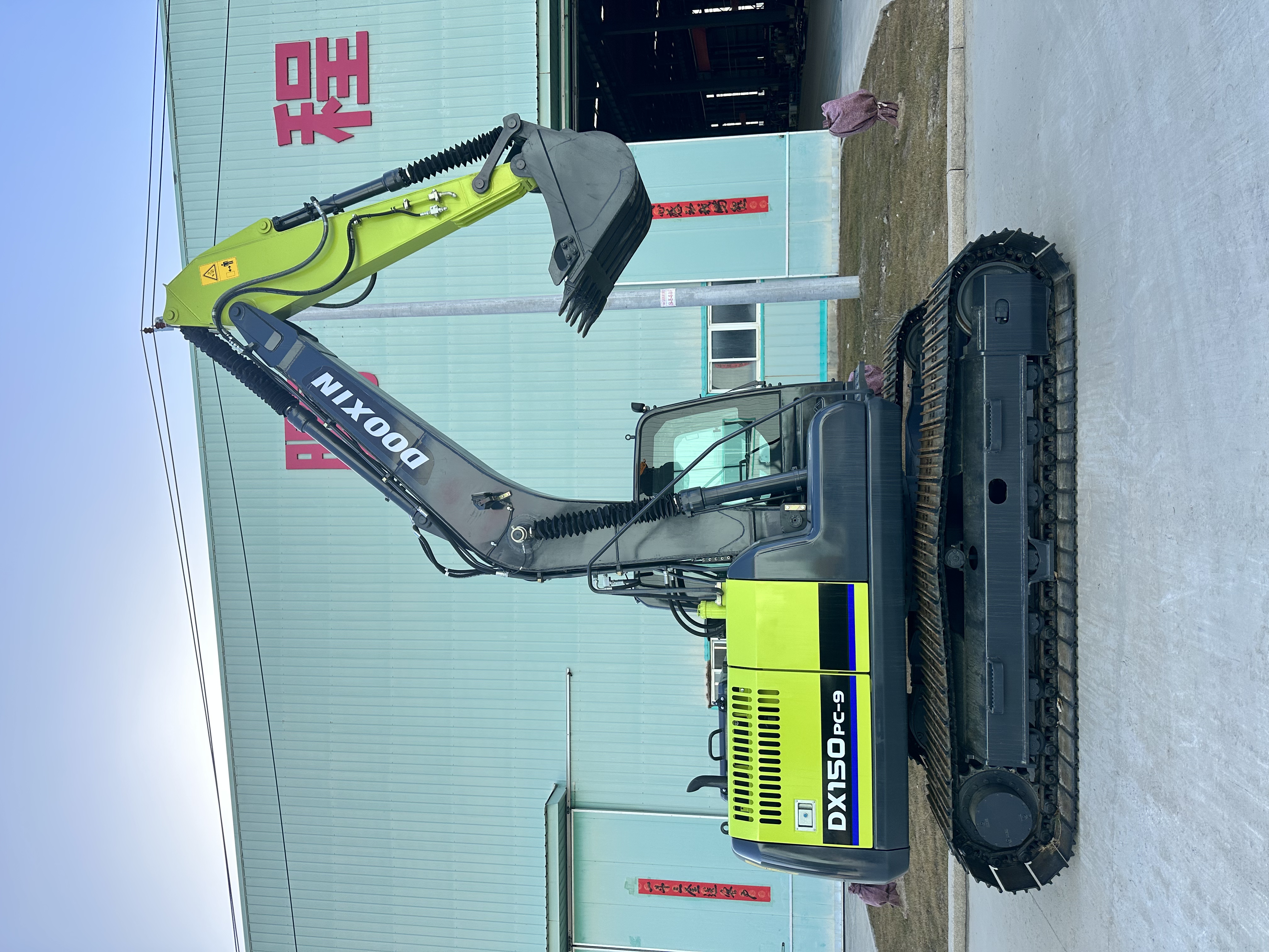 Excavator Sistem hidraulic și accesorii