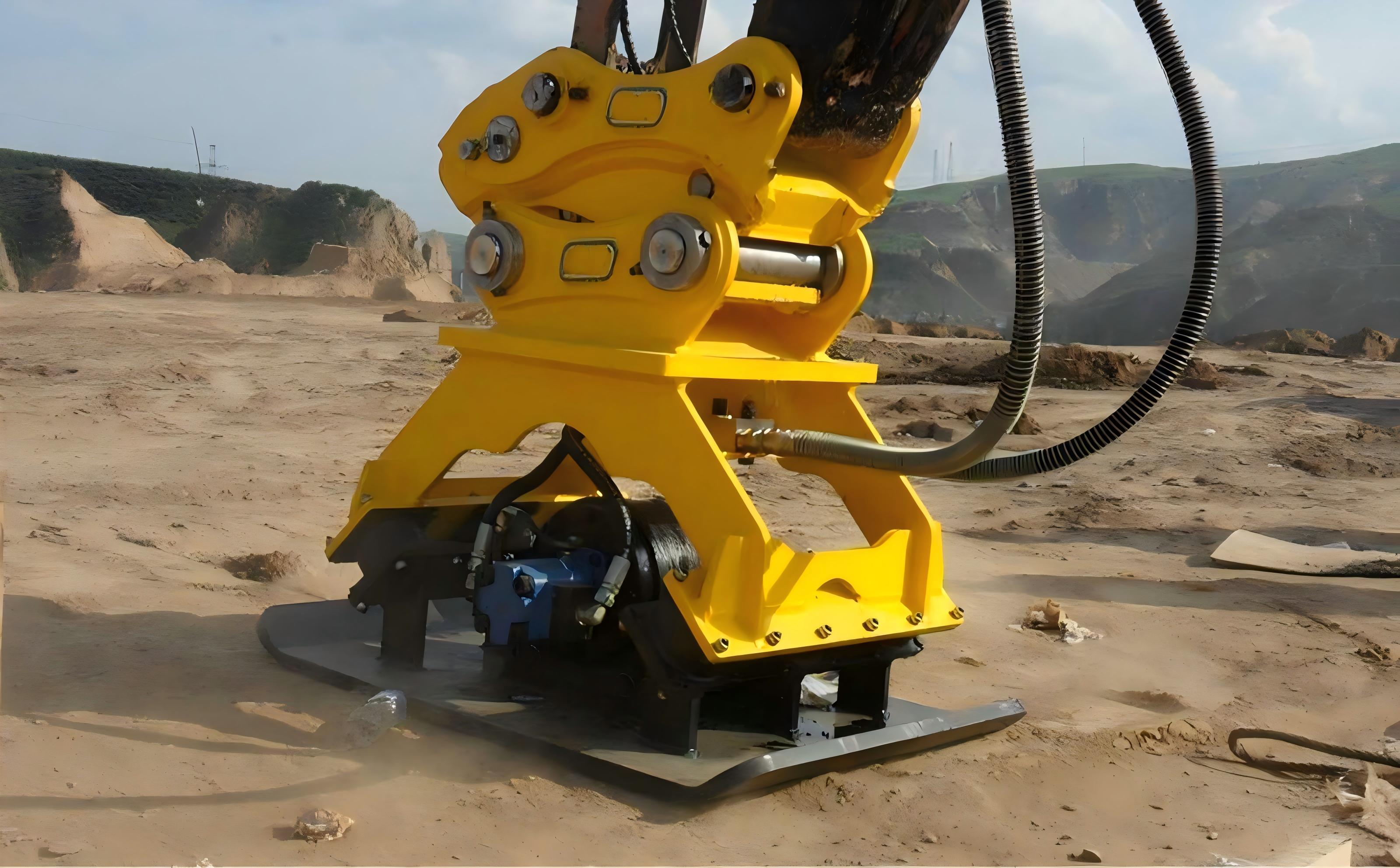 Accesorii pentru excavator - compactor plat hidraulic