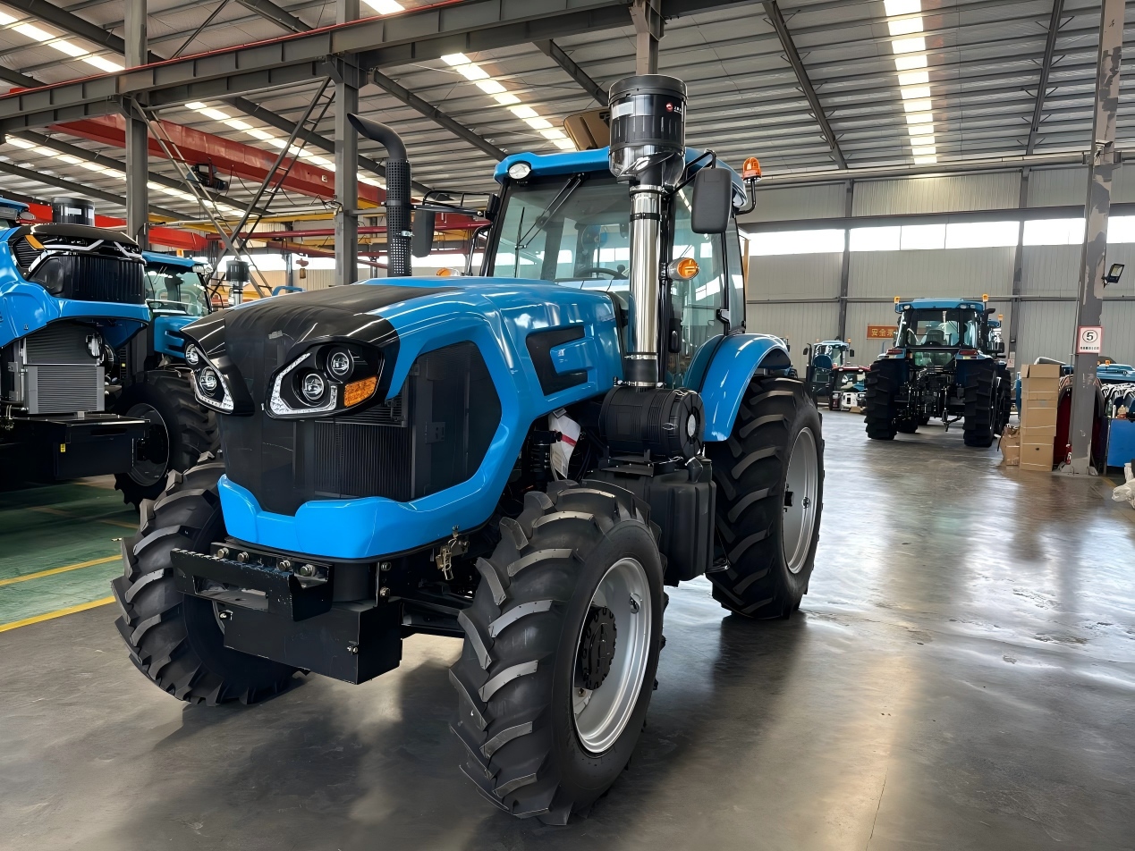 Tractoarele chinezești de mare putere devin forța principală pentru agricultura pe scară largă în Africa